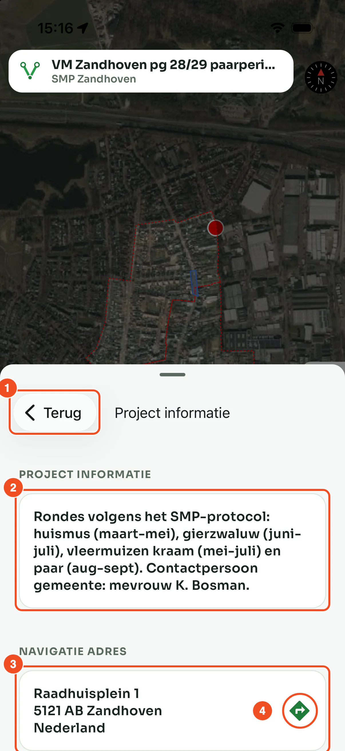 Het scherm Project informatie met de notitie voor veldwerkers en het navigatieadres met een routeknop