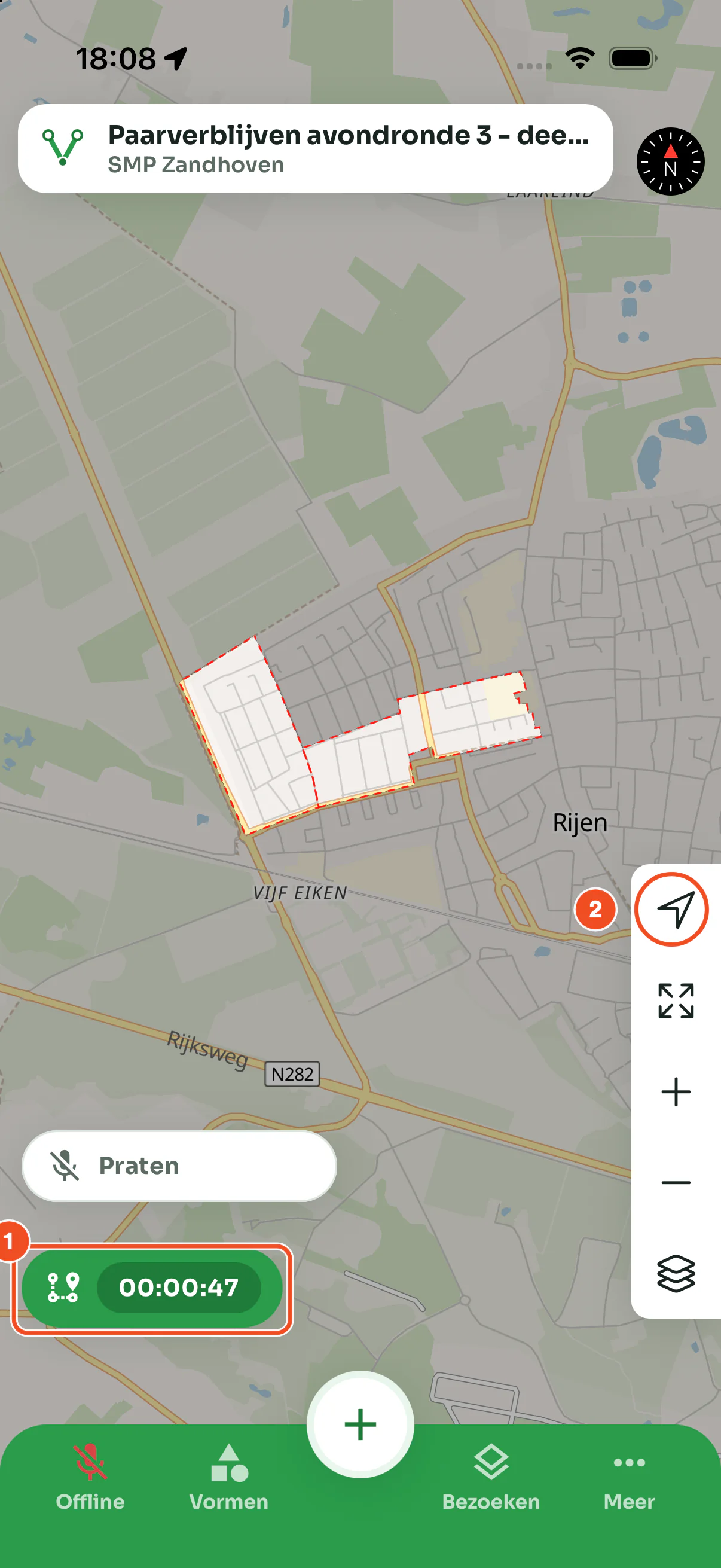 De trackingknop linksonder met de looptijd en de knop mijn locatie