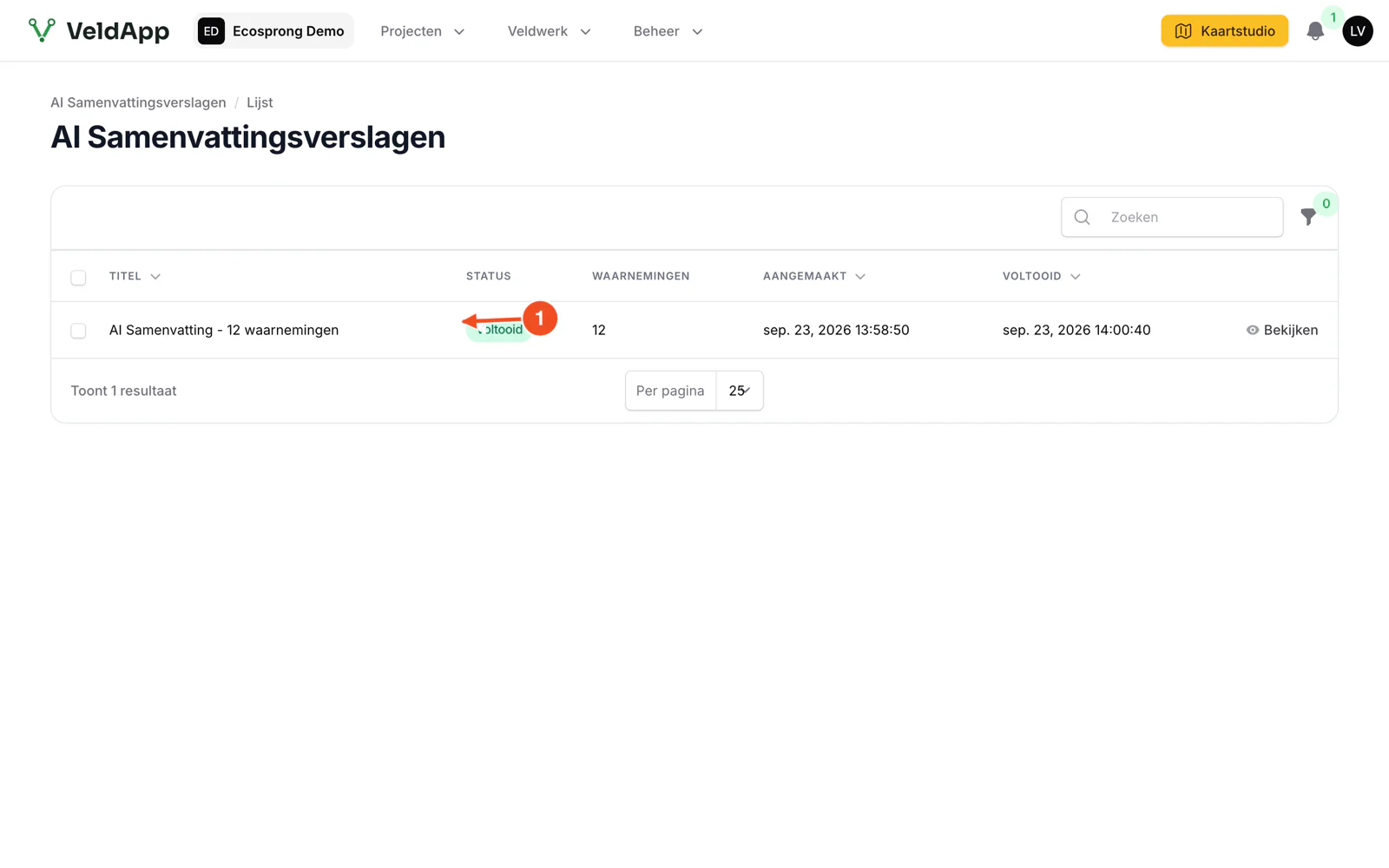 De lijst AI-samenvattingsverslagen met titel, status, aantal waarnemingen en de knop Bekijken
