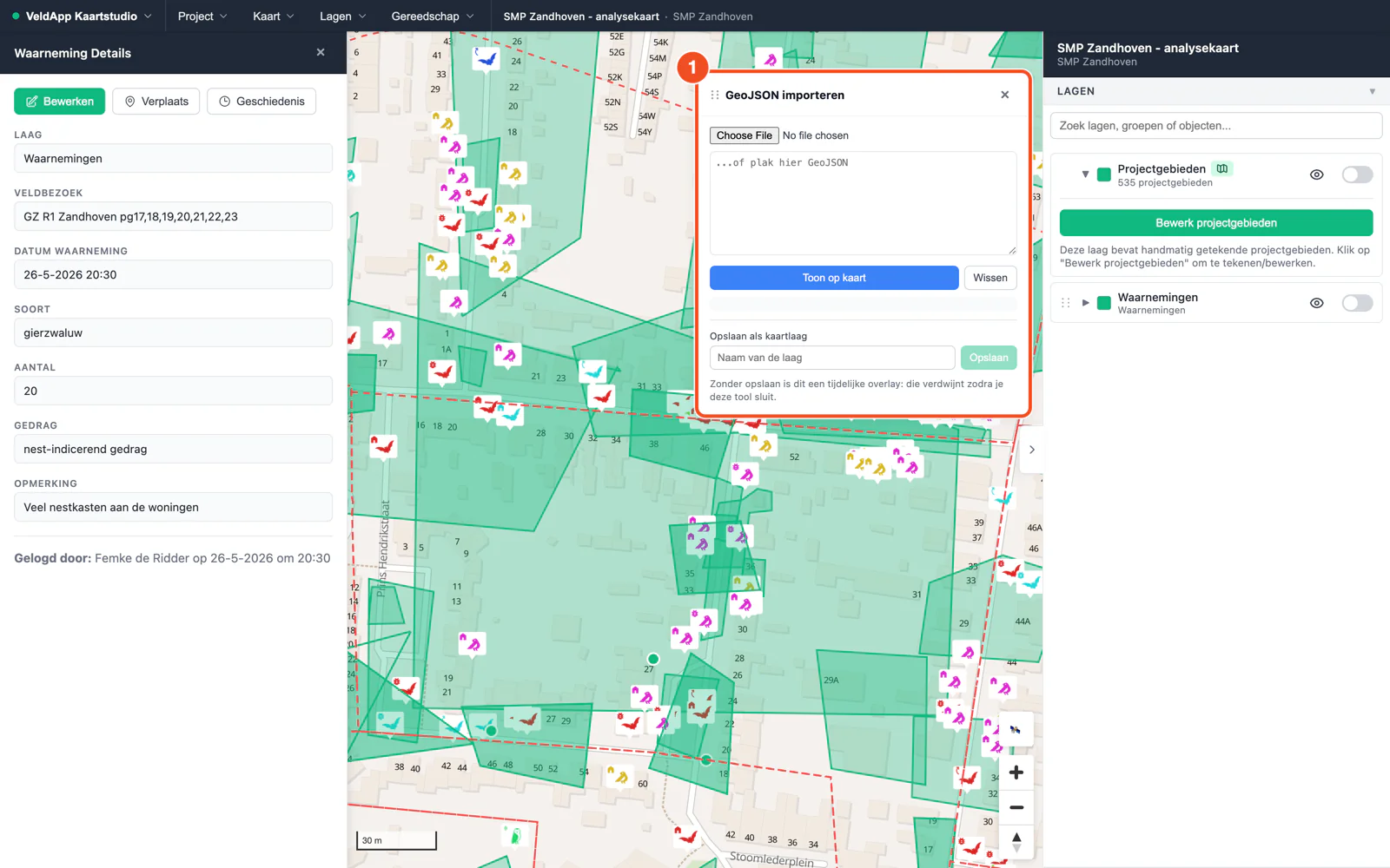 Het paneel GeoJSON importeren met een bestandskeuze, een plakveld en de optie om op te slaan als kaartlaag